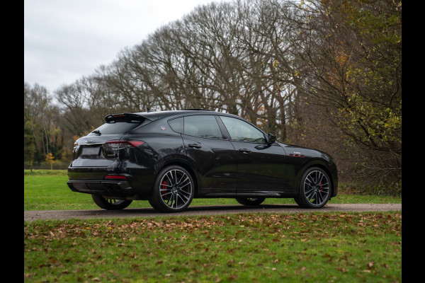 Maserati Levante 3.8 V8 Trofeo | Facelift | Pano-dak | Carbon | Stoelventilatie | Harman/Kardon