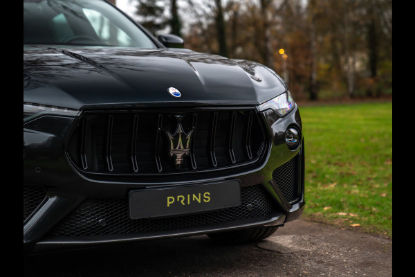 Maserati Levante 3.8 V8 Trofeo | Facelift | Pano-dak | Carbon | Stoelventilatie | Harman/Kardon