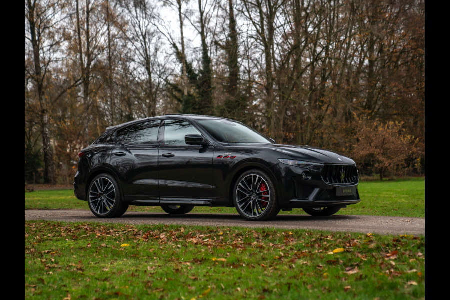 Maserati Levante 3.8 V8 Trofeo | Facelift | Pano-dak | Carbon | Stoelventilatie | Harman/Kardon