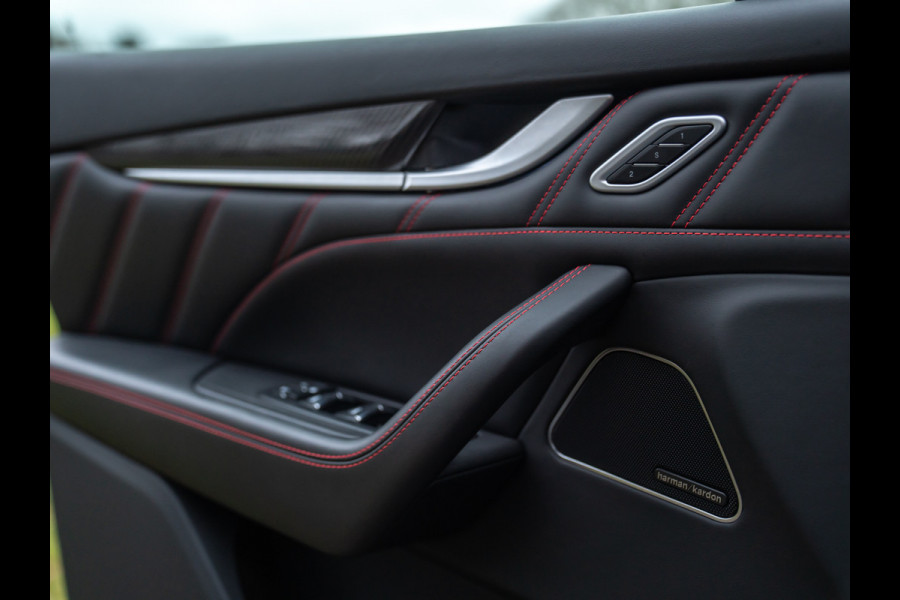 Maserati Levante 3.8 V8 Trofeo | Facelift | Pano-dak | Carbon | Stoelventilatie | Harman/Kardon