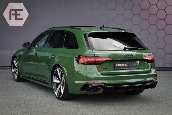 Audi A4 Avant 2.9 TFSI RS 4 quattro BTW | KERAMISCH | MASSAGE | PANORAMADAK | ADAPTIVE | STOELVERWARMING | MASSAGE | 360 CAMERA | BTW | KERAMISCH | MASSAGE | PANORAMADAK | ADAPTIVE | STOELVERWARMING | MASSAGE | 360 CAMERA |