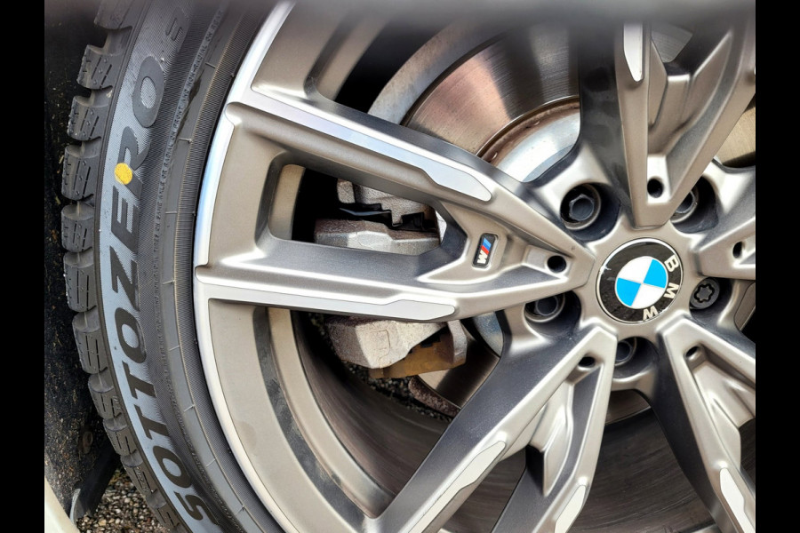 BMW 3-serie 330e Sport Line 292PK, M-stuur, HIFI, Leer, (1e eig. NL NAP)