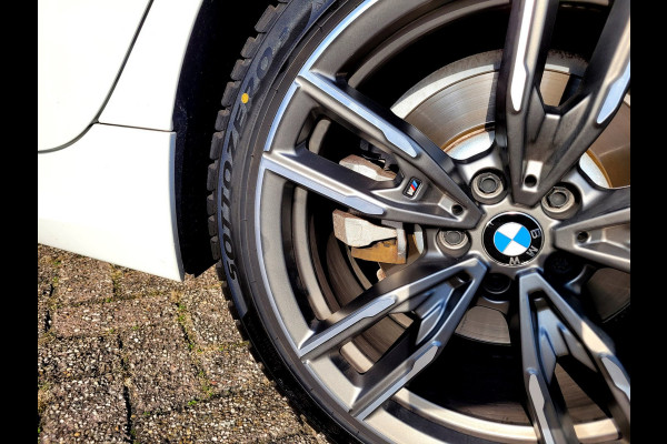 BMW 3-serie 330e Sport Line 292PK, M-stuur, HIFI, Leer, (1e eig. NL NAP)