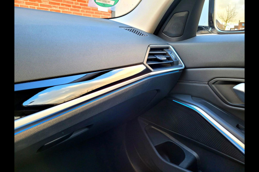 BMW 3-serie 330e Sport Line 292PK, M-stuur, HIFI, Leer, (1e eig. NL NAP)