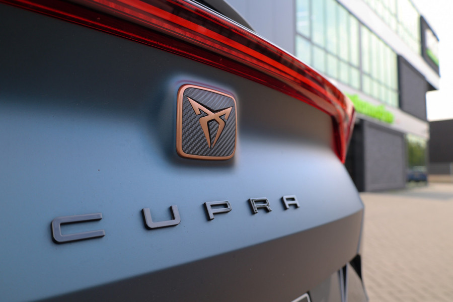 CUPRA Formentor 1.4 e-Hybrid VZ Performance | PANO | MEMORY | 360 | ELEK TREKHAAK | KUIPSTOELEN | SFEERVERLICHTING |