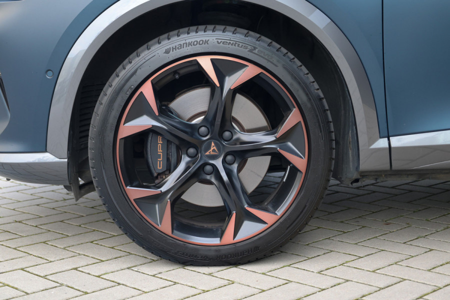 CUPRA Formentor 1.4 e-Hybrid VZ Performance | PANO | MEMORY | 360 | ELEK TREKHAAK | KUIPSTOELEN | SFEERVERLICHTING |