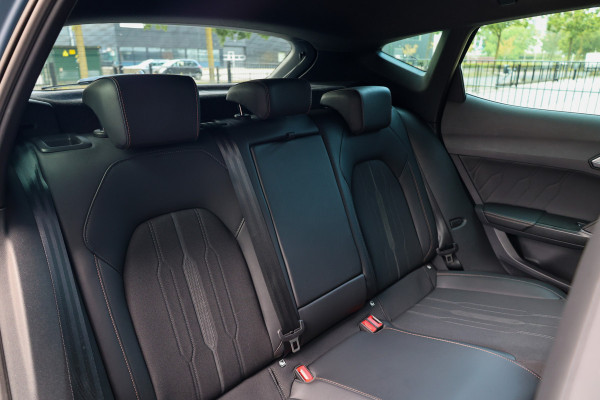 CUPRA Formentor 1.4 e-Hybrid VZ Performance | PANO | MEMORY | 360 | ELEK TREKHAAK | KUIPSTOELEN | SFEERVERLICHTING |