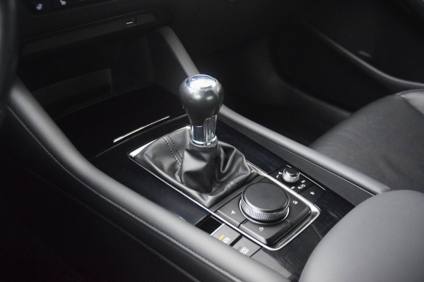 Mazda 3 2.0 e-SkyActiv-X M Hybrid 180 Luxury 360 CAMERA/FILE ASSISTENT/LEDEREN BEKLEDING