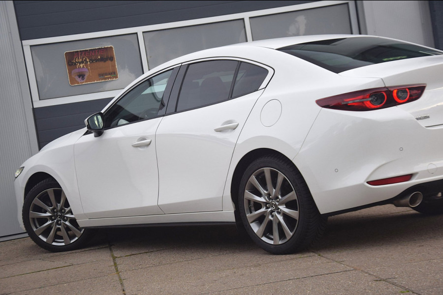 Mazda 3 2.0 e-SkyActiv-X M Hybrid 180 Luxury 360 CAMERA/FILE ASSISTENT/LEDEREN BEKLEDING
