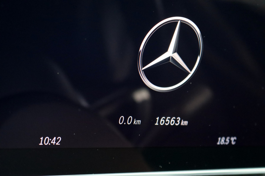 Mercedes-Benz CLE Cabriolet 200 AMG Line | Distronic | Airscarf | Memory | Standkachel | Keyless Go | Cabriocomfortpakket | Verwarmd Stuurwiel | Camera |