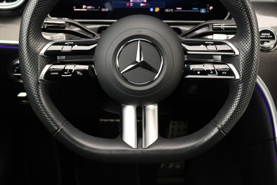 Mercedes-Benz CLE Cabriolet 200 AMG Line | Distronic | Airscarf | Memory | Standkachel | Keyless Go | Cabriocomfortpakket | Verwarmd Stuurwiel | Camera |