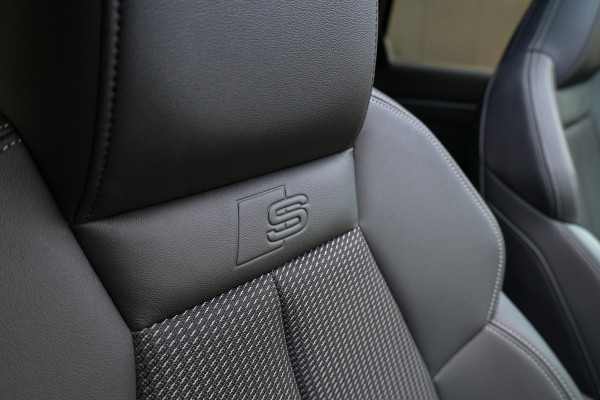 Audi A3 Sportback 40 TFSI e Edition | BTW | VOL! | PANO | MASSAGE | B&O | MEMORY | CAMERA | SFEER |