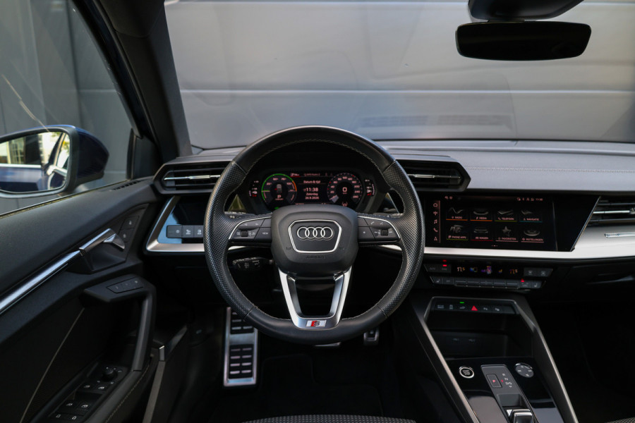 Audi A3 Sportback 40 TFSI e Edition | BTW | VOL! | PANO | MASSAGE | B&O | MEMORY | CAMERA | SFEER |