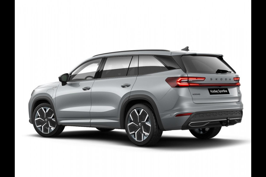 Škoda Kodiaq 1.5 TSI PHEV Sportline Limited 204 pk 6 versn. DSG | Comfort Pakket | Dynamic Chassis Control Pakket | Panorama Dak | Head-up display | Parkeer Pakket | Trekhaak | Winter Pakket