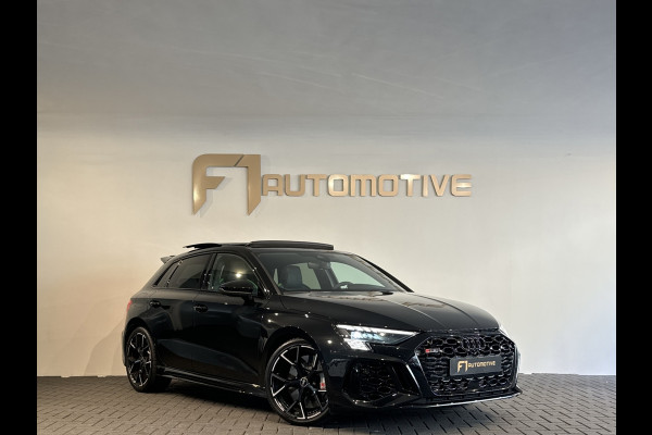 Audi RS3 Sportback 2.5 TFSI quattro Pano|Ceramic|Hulk|Keyless|HuD