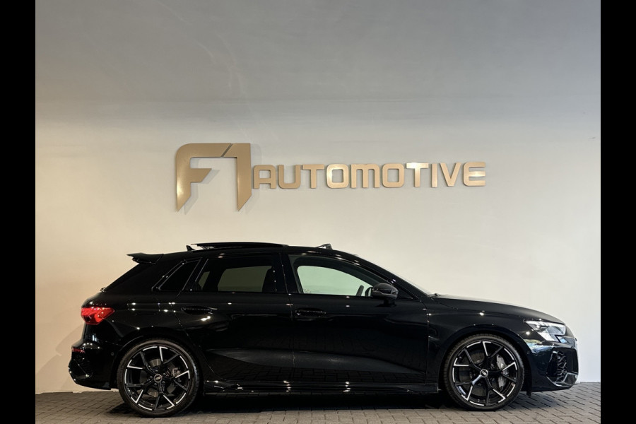 Audi RS3 Sportback 2.5 TFSI quattro Pano|Ceramic|Hulk|Keyless|HuD