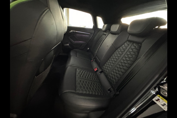 Audi RS3 Sportback 2.5 TFSI quattro Pano|Ceramic|Hulk|Keyless|HuD