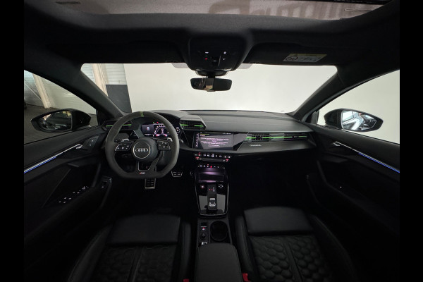 Audi RS3 Sportback 2.5 TFSI quattro Pano|Ceramic|Hulk|Keyless|HuD