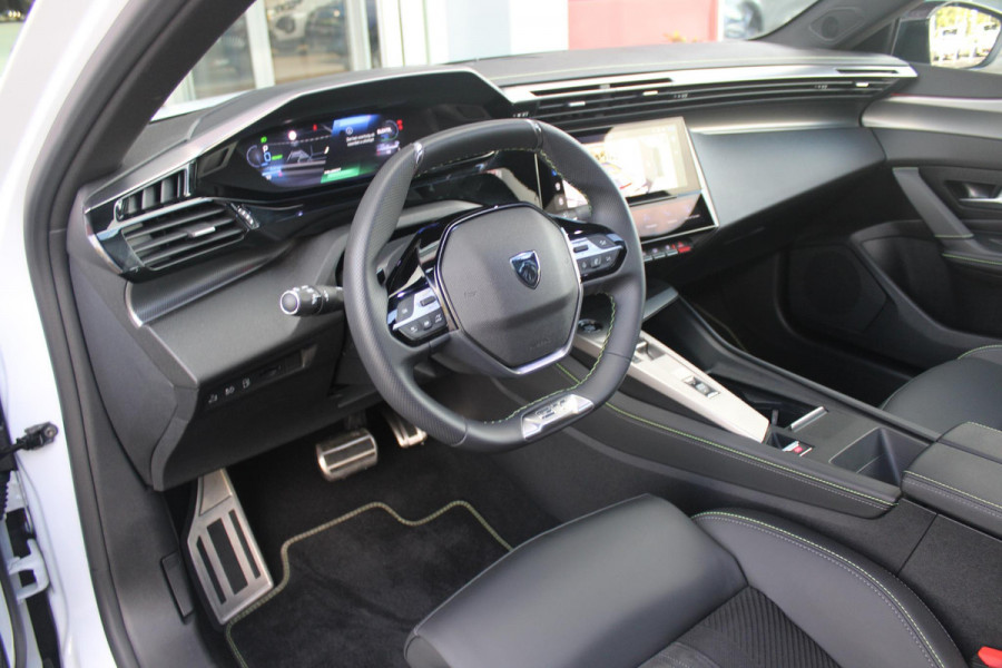 Peugeot 408 1.6 HYbrid 225PK EAT8 GT | PANORAMA SCHUIF/KANTEL DAK | ELEKTRISCH VERSTELBARE VOORSTOELEN MET MASAGE FUNCTIE | VOORSTOELEN VERWARMBAAR | STUUR VERWARMING | SFEER VERLICHTING | 20" LICHTMETALEN VELGEN | ELEKTRISCH BEDIENBARE ACHTERKLEP | LED MATRIX KOPLAMPEN | 360° CAMERA | PARKEERSENSOREN VOOR + ACHTER | DRAADLOZE TELEFOONLADER | DRAADLOZE APPLE CARPLAY/ANDROID AUTO | NAVIGATIE | DODEHOEK DETECTIE | ADAPTIVE CRUISE CONTROL |