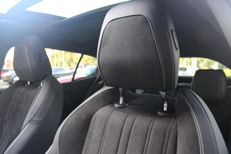 Peugeot 408 1.6 HYbrid 225PK EAT8 GT | PANORAMA SCHUIF/KANTEL DAK | ELEKTRISCH VERSTELBARE VOORSTOELEN MET MASAGE FUNCTIE | VOORSTOELEN VERWARMBAAR | STUUR VERWARMING | SFEER VERLICHTING | 20" LICHTMETALEN VELGEN | ELEKTRISCH BEDIENBARE ACHTERKLEP | LED MATRIX KOPLAMPEN | 360° CAMERA | PARKEERSENSOREN VOOR + ACHTER | DRAADLOZE TELEFOONLADER | DRAADLOZE APPLE CARPLAY/ANDROID AUTO | NAVIGATIE | DODEHOEK DETECTIE | ADAPTIVE CRUISE CONTROL |