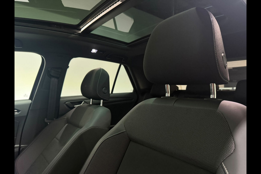 Volkswagen T-Roc 2.0 TDI Full Option|Pano|IQ|Camera|Keyless|