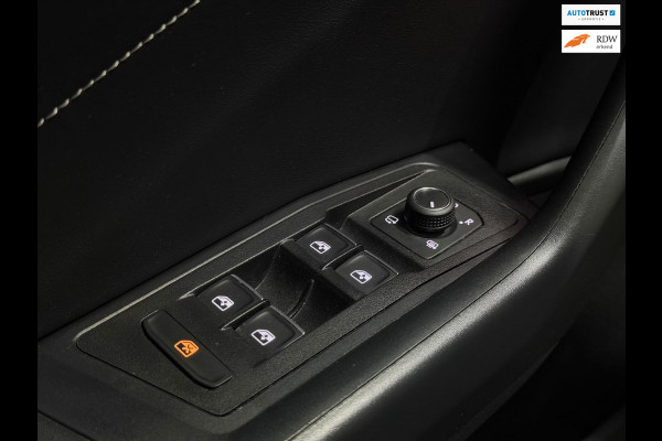 Volkswagen T-Roc 2.0 TDI Full Option|Pano|IQ|Camera|Keyless|