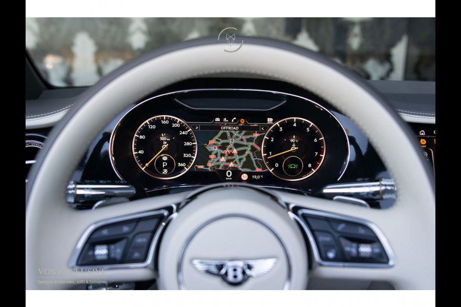 Bentley Continental GTC 4.0 V8 Mulliner|Naim|Touring Specification|Dynamic Ride|Blackline|Softclose|Massage|Keyless|22''|ACC|360°|HUD