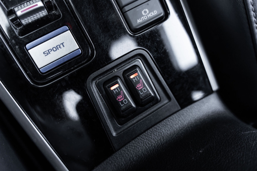 Mitsubishi Outlander 2.4 PHEV S-Edition 4WD|GARANTIE 2027|Pano |Vol Leder
