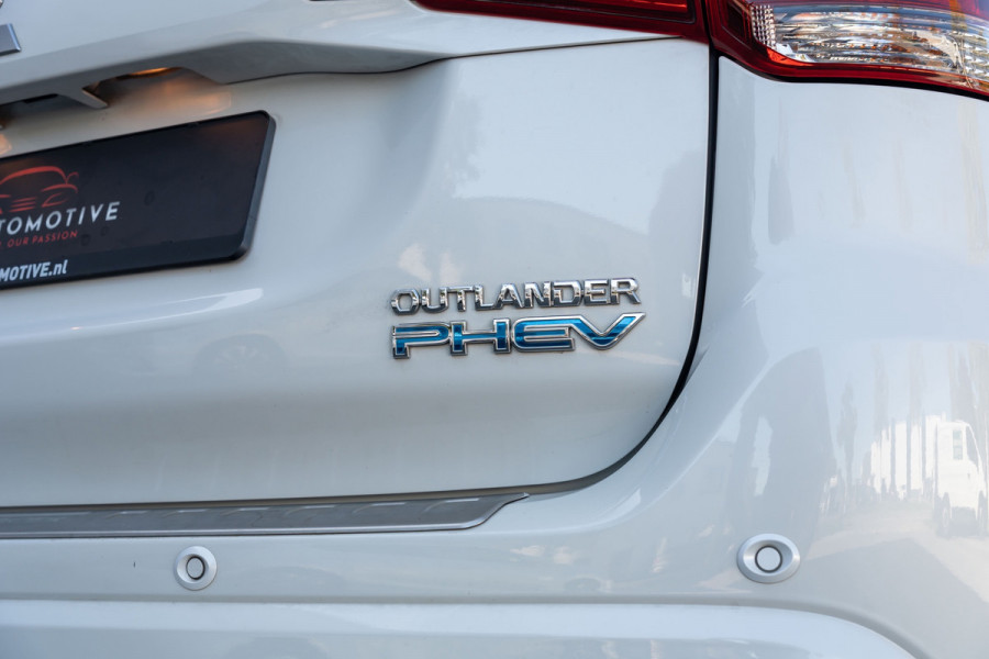 Mitsubishi Outlander 2.4 PHEV S-Edition 4WD|GARANTIE 2027|Pano |Vol Leder