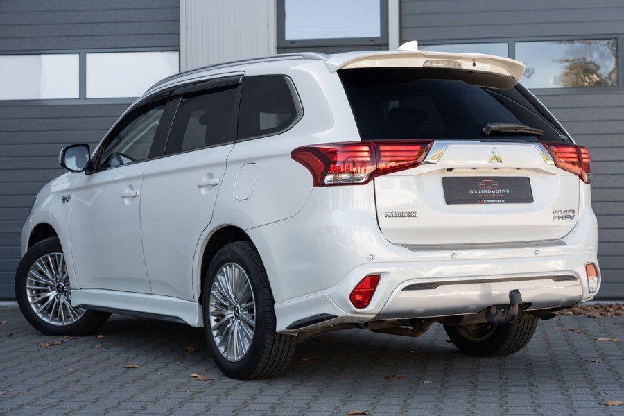 Mitsubishi Outlander 2.4 PHEV S-Edition 4WD|GARANTIE 2027|Pano |Vol Leder