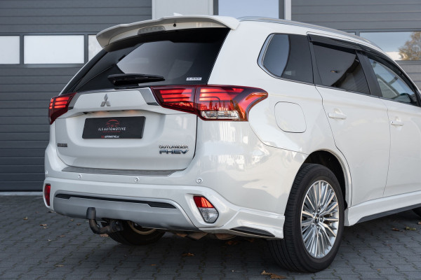 Mitsubishi Outlander 2.4 PHEV S-Edition 4WD|GARANTIE 2027|Pano |Vol Leder