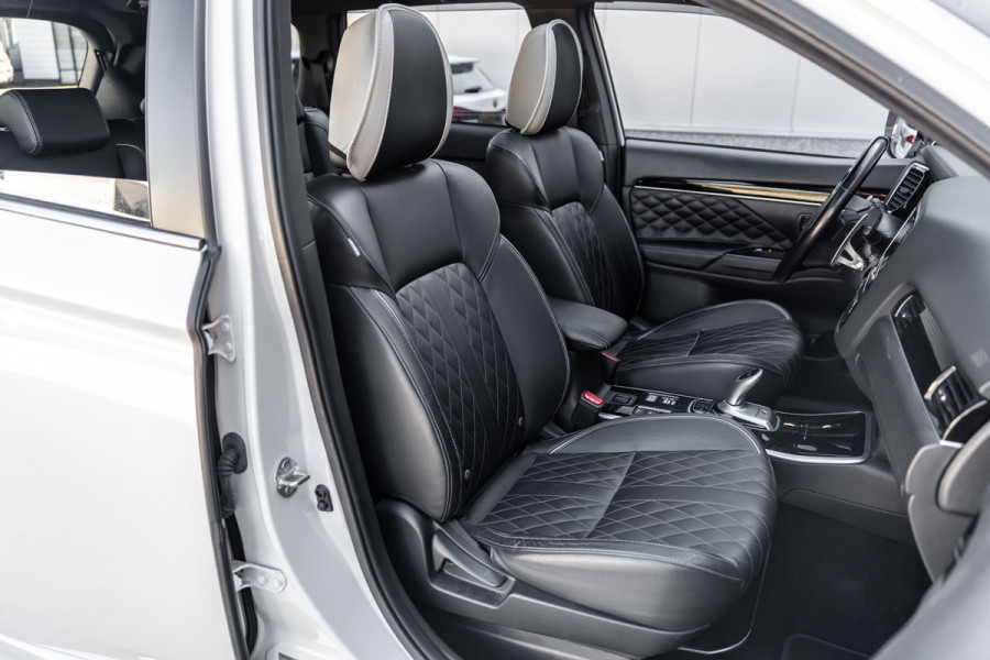 Mitsubishi Outlander 2.4 PHEV S-Edition 4WD|GARANTIE 2027|Pano |Vol Leder