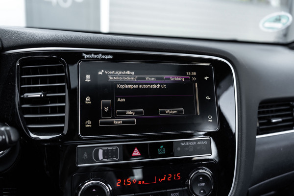 Mitsubishi Outlander 2.4 PHEV S-Edition 4WD|GARANTIE 2027|Pano |Vol Leder