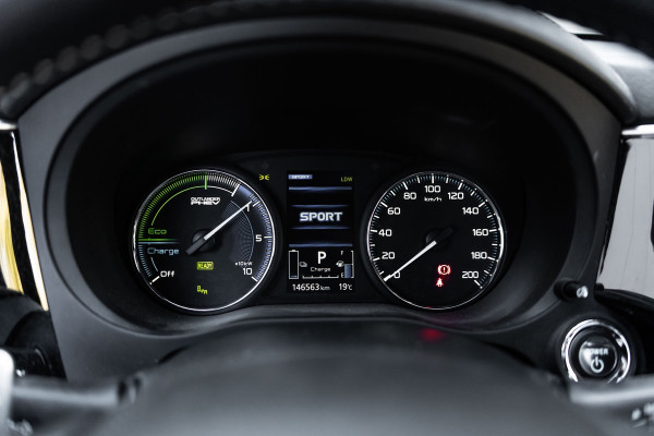 Mitsubishi Outlander 2.4 PHEV S-Edition 4WD|GARANTIE 2027|Pano |Vol Leder