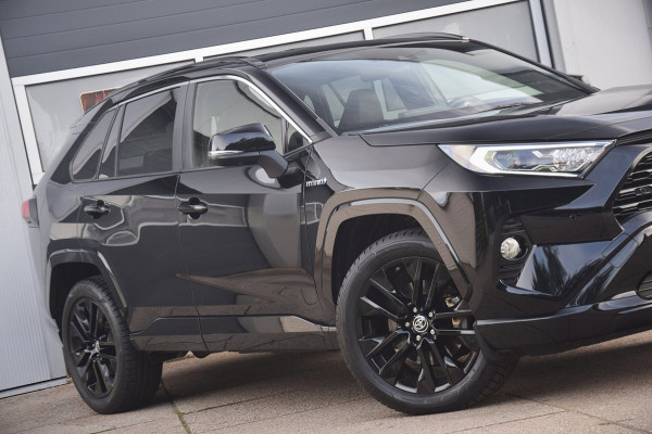 Toyota RAV4 2.5 Hybrid Black Edition ALARM/VERWARMDE VOORSTOELEN/19" ZWARTE VELGEN/ORIGINEEL NEDERLANDS!