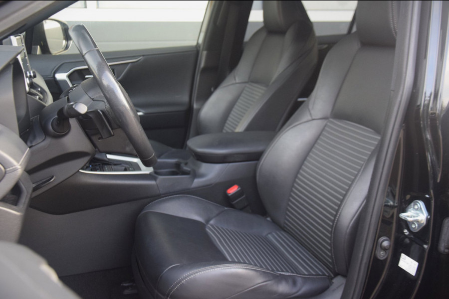 Toyota RAV4 2.5 Hybrid Black Edition ALARM/VERWARMDE VOORSTOELEN/19" ZWARTE VELGEN/ORIGINEEL NEDERLANDS!