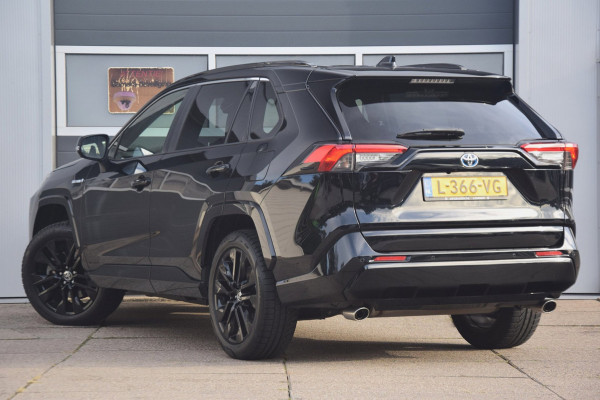 Toyota RAV4 2.5 Hybrid Black Edition ALARM/VERWARMDE VOORSTOELEN/19" ZWARTE VELGEN/ORIGINEEL NEDERLANDS!