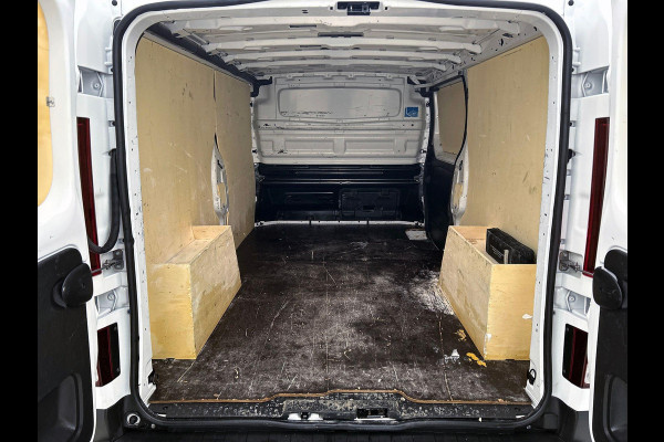 Renault Trafic 2.0 Blue dCi 150 EDC T30 L2H1 Advance Navigatie Airco Lichtmetalen velgen Betimmering Trekhaak Camera Parkeer sensoren Dab