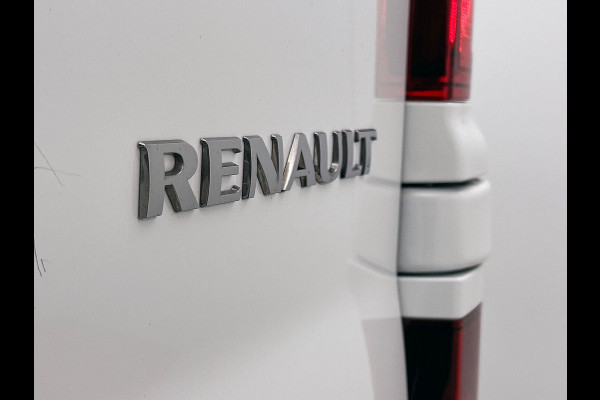 Renault Trafic 2.0 Blue dCi 150 EDC T30 L2H1 Advance Navigatie Airco Lichtmetalen velgen Betimmering Trekhaak Camera Parkeer sensoren Dab
