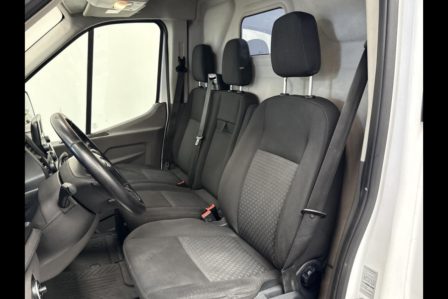 Ford Transit 350 2.0 TDCI L2H2 Trend Automaat Airco Cruise Control Trekhaak Parkeersensoren