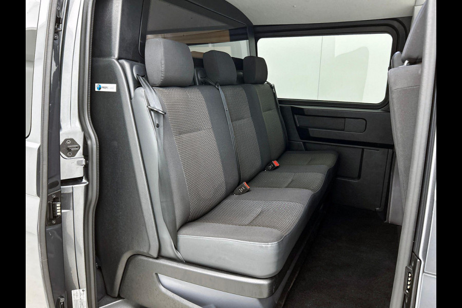 Volkswagen Transporter 2.0 TDI L2H1 Automaat Dubbele Cabine Airco Cruise Control Navigatie Parkeersensoren