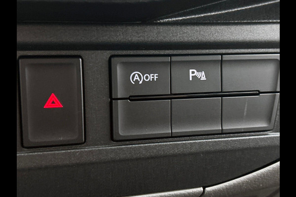 Volkswagen Transporter 2.0 TDI L2H1 Automaat Dubbele Cabine Airco Cruise Control Navigatie Parkeersensoren