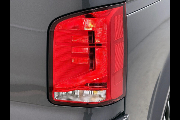 Volkswagen Transporter 2.0 TDI L2H1 Automaat Dubbele Cabine Airco Cruise Control Navigatie Parkeersensoren