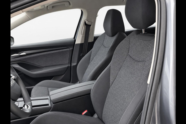 Škoda Superb Combi 1.5 TSI MHEV DSG Selection AUT. 2025 New model! Navi Carplay Full LED PDC VA+ Camera Adaptive Cruise Control 19" LM Velgen