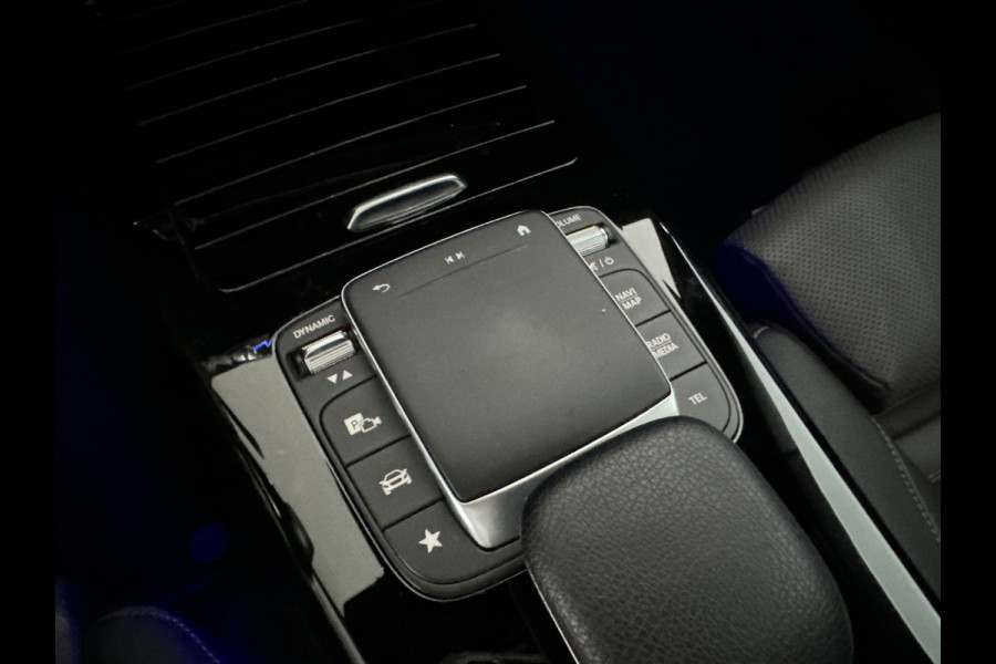 Mercedes-Benz CLA-Klasse 180 AMG Pano|Stoelventilatie|360 Camera|Keyless|Blindspot
