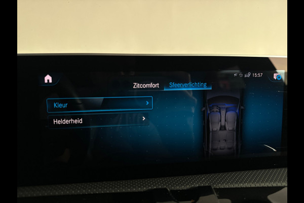 Mercedes-Benz CLA-Klasse 180 AMG Pano|Stoelventilatie|360 Camera|Keyless|Blindspot