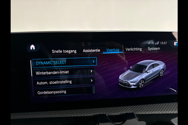 Mercedes-Benz CLA-Klasse 180 AMG Pano|Stoelventilatie|360 Camera|Keyless|Blindspot
