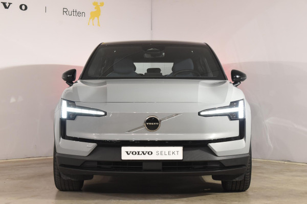 Volvo EX30 Single Motor Extended Range Plus 69 kWh / Adaptive Cruise Control / Harman Kardon / Stoelverwarming / Stuurverwarming / Achteruitrijcamera / Elektrische achterklep / Parkeersensoren V+A / Trekhaak elektrisch uitklapbaar