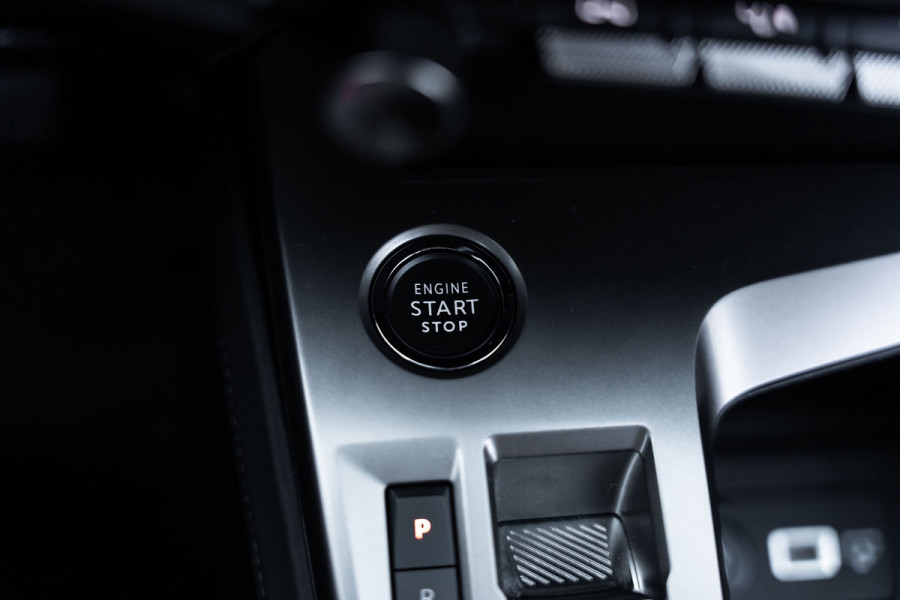 Peugeot 408 1.2 PureTech Allure Aut. | GARANTIE | Carplay