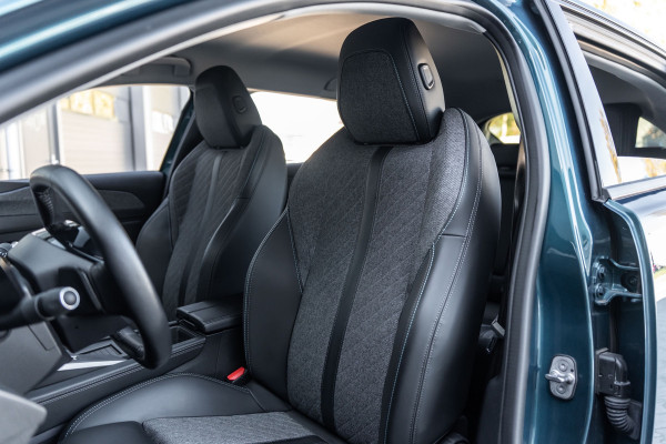 Peugeot 408 1.2 PureTech Allure Aut. | GARANTIE | Carplay